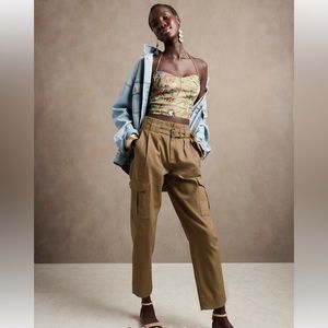 Banana Republic Explorer pants XL